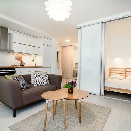 #stayhere - Comfy & Stylish With Patio Close To Old Town VNO