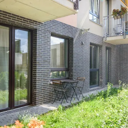 #stayhere - Comfy & Stylish With Patio Close To Old Town