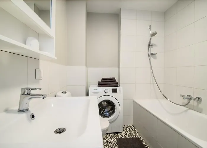 Butas #stayhere - Comfy & Stylish With Patio Close To Old Town