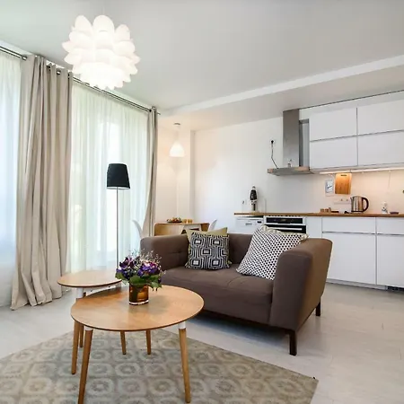 #stayhere - Comfy & Stylish With Patio Close To Old Town *