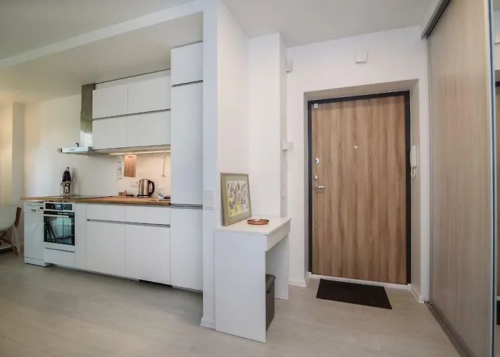 شقة #stayhere - Comfy & Stylish With Patio Close To Old Town *